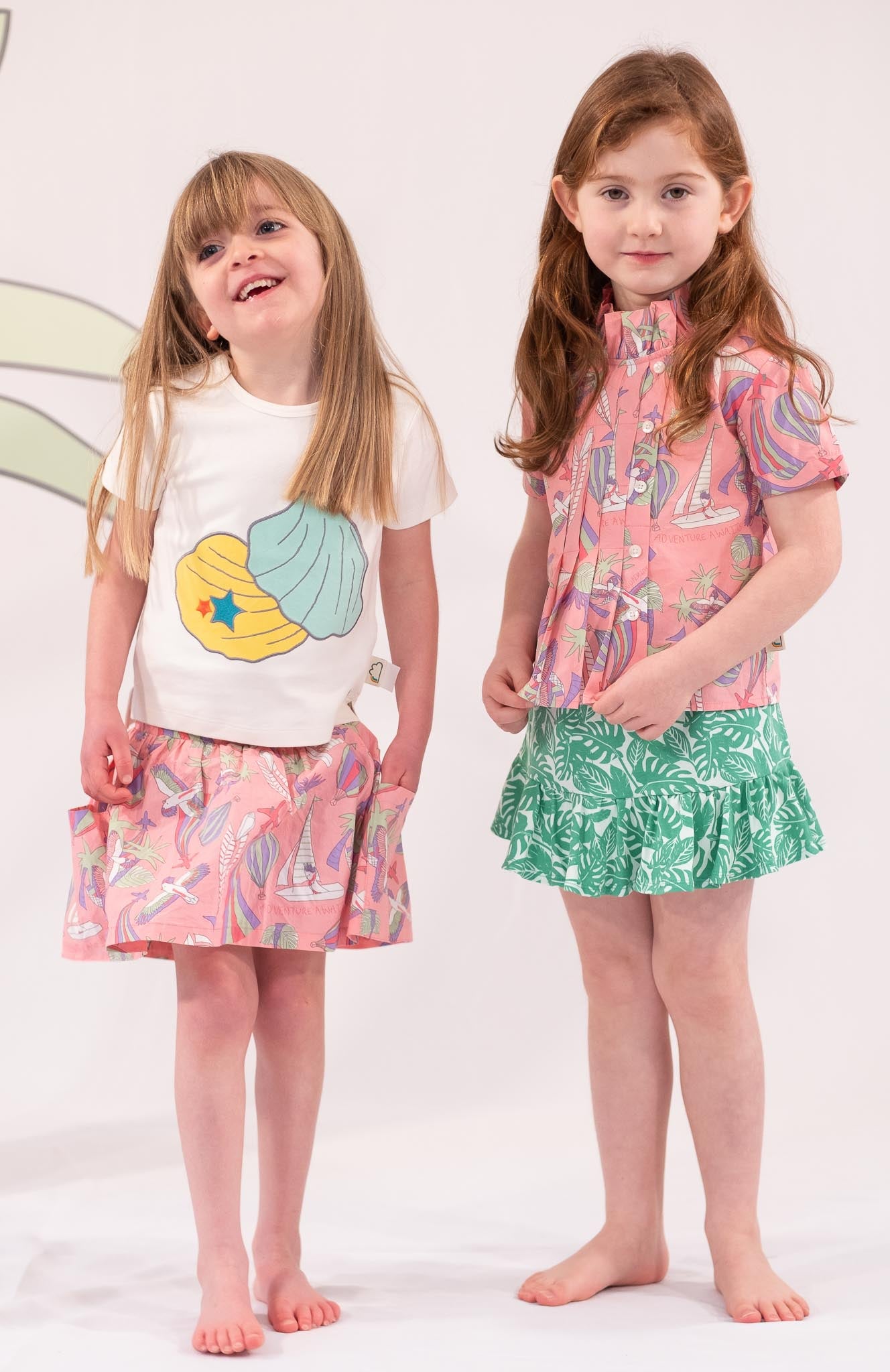 KIDS PARROT ORINT PLEATED SHORT SLEEVE SHIRT