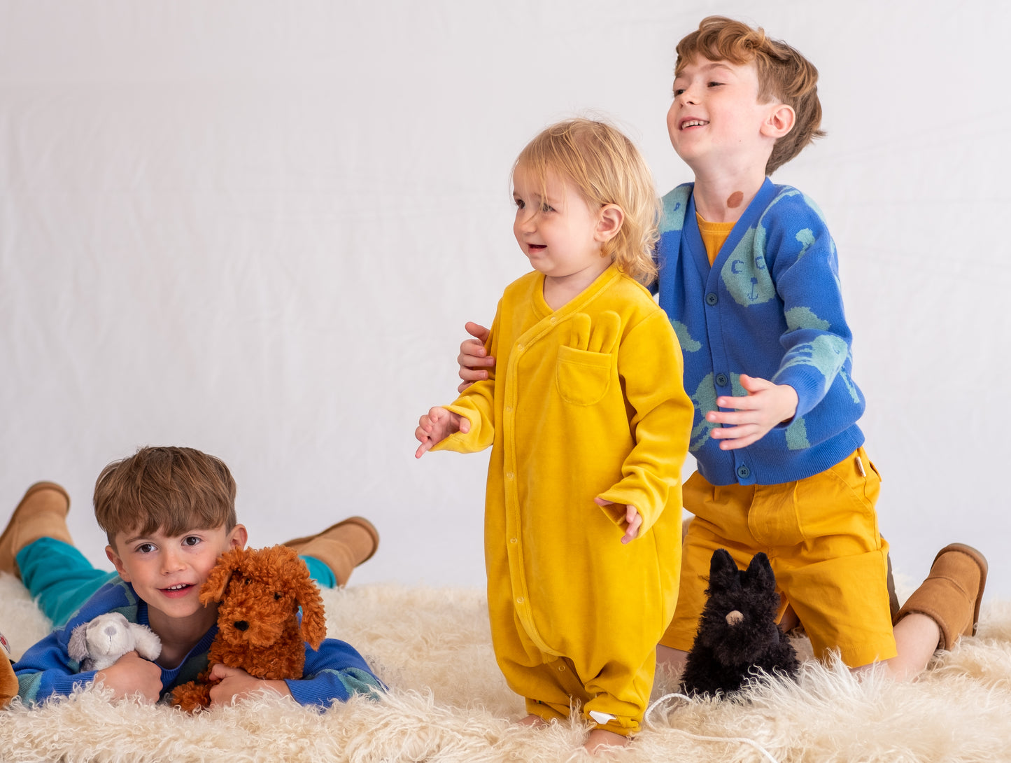 BABY VELOUR RABBIT LONG-SLEEVES PLAYSUIT