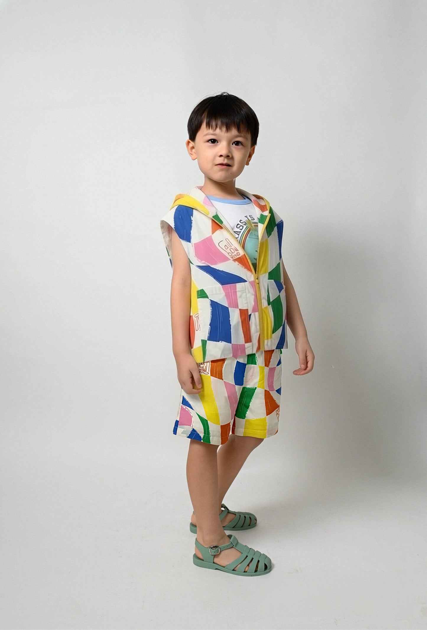 KIDS' RAINBOW GEOMETRIC BLOCK HOODED SLEEVELESS JACKET